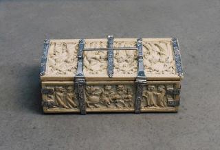 Casket with arches (coffret; frise d'arcatures) (Body, back; lid)