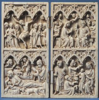 Diptych, 2 registers, 3 arches across (frise d'arcatures) (Front)