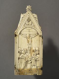 Gabled centre panel (fragment of triptych), 1 register, 1 arch across (Front)