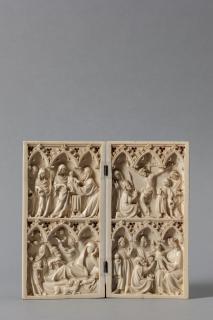 Diptych, 2 registers, 3 arches across (frise d'arcatures) (Front)