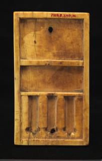 Panel (fragment of a painter's box?), 1 register, 3 arches across (plaquette; frise d'arcatures; boîte) (Back)