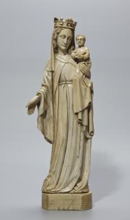 Statuette (Front)