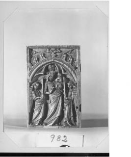 Wing, left (fragment of a diptych), 1 register, 1 arch across (plaquette) (Front)