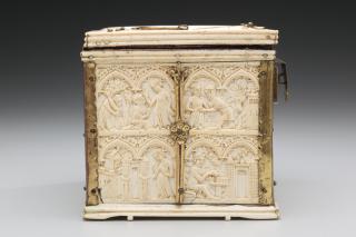 Casket with arches, 2 registers (coffret; frise d'arcatures) (End, left)