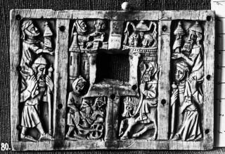 Front panel (part of a casket; plaque; coffret) (Front)