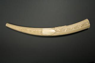 Hunting horn (oliphant) (Side)