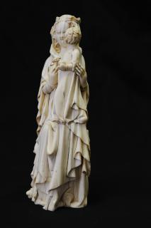 Statuette (Side)