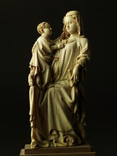 Statuette (Front)