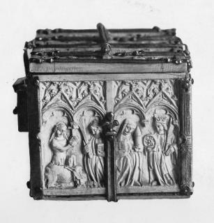 Casket with arches (coffret; frise d'arcatures); used as a reliquary (End, right)