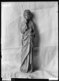 Statuette (fragment of a group) (Front)