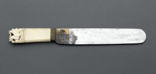 Knife handle (couteau d'écuyer tranchant)