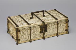 Casket with arches (frise d'arcatures; coffret) (Front)