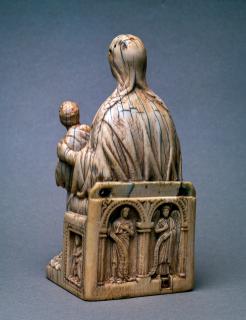 Statuette (Back)