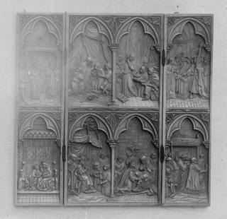 Triptych, 2 registers, with arches (frise d'arcatures; colonnettes) (Front)