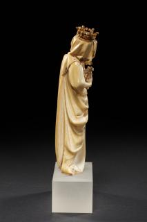 Statuette (Side)