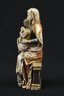 Statuette (Side)