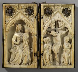 Diptych, 1 register, 1 arch across (plaquettes; colonnettes) (Front)