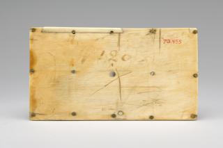 Lid (fragment of a casket), 6 arches across (coffret; frise d'arcatures) (Back)