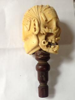 Rosary bead, 2 faces (chapelet) (Side)