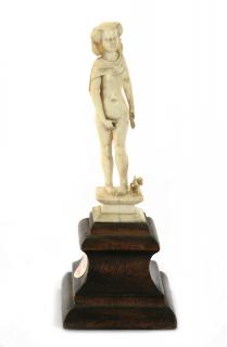 Statuette (Front)