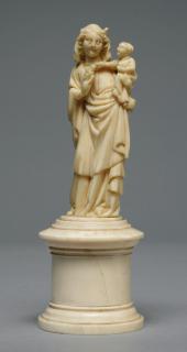 Statuette (Front)