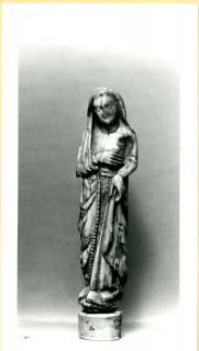 Statuette (Front)