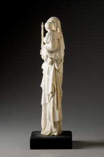 Statuette (Side)