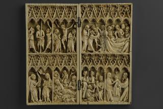 Diptych, 2 registers, 6 arches across (frise d'arcatures, colonnettes) (Front)