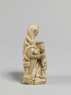 Statuette (Side)