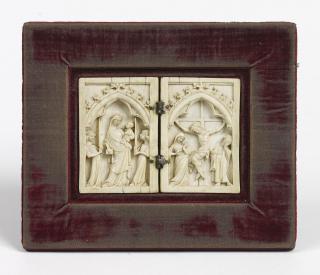 Diptych, 1 register, 1 arch across (plaquettes) (Front)