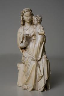 Statuette (Front)