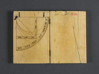 Diptych, 2 registers, 4 arches across (frise d'arcatures; colonnettes) (Back)