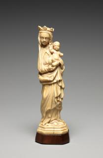 Statuette (Front)