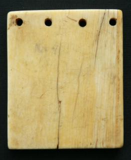 Wing, right (fragment of a diptych), 1 register, 3 arches across (plaquette) (Back)