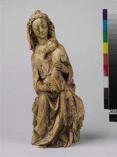 Statuette (Front)