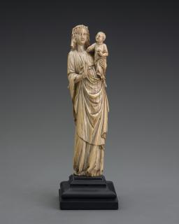 Statuette (Front)