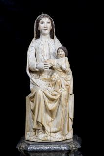 Statuette; known as the Virgin of the Battles ('Virgen de las Batallas') (Front)