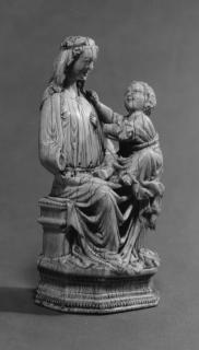 Statuette (Side)