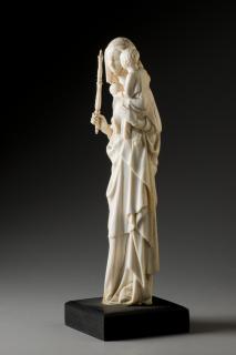 Statuette (Side)