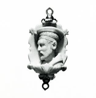 Rosary bead, 2 faces (chapelet) (Side 1)