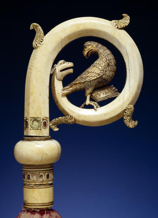 Head of crozier (crosse) (Side)