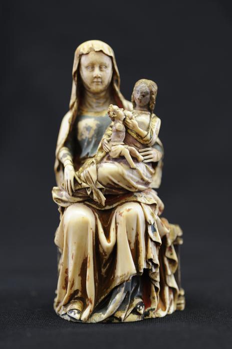 Statuette (Front)