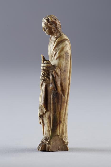 Statuette (Side)