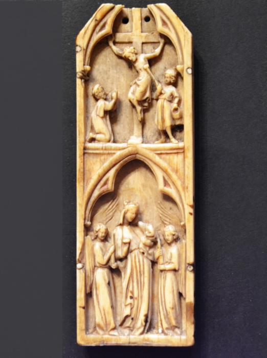 Gabled centre panel (fragment of a triptych), 2 registers, 1 arch across (Front)