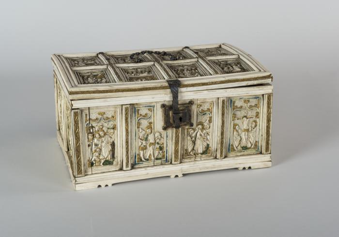 Box, with ogee arches (boîte) (Front)