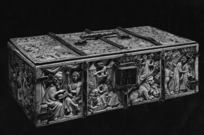 Casket of Queen Jadgwiga of Poland (coffret)