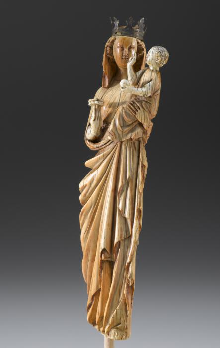 Statuette (Side)