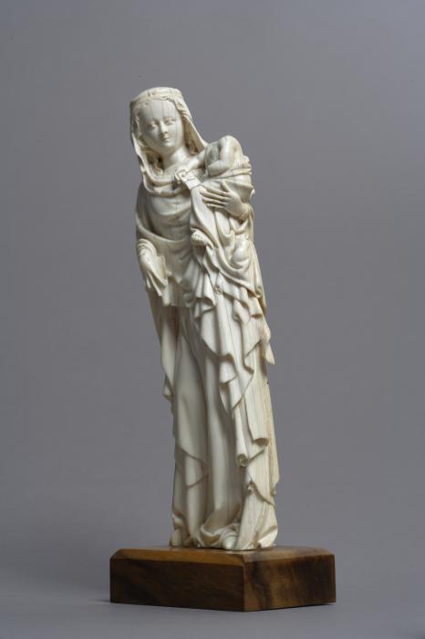 Statuette (Front)