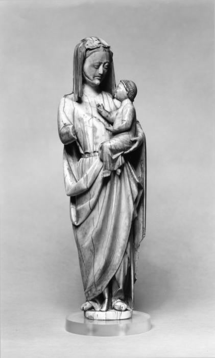 Statuette (Front)