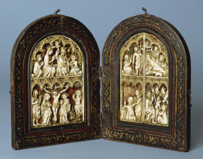 Rounded-top openwork triptych made into a diptych, 2 registers, 6 arches across (frise d'arcatures; ajouré) (Front)